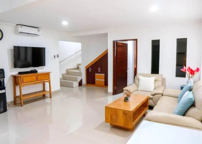 Villa Altea - 2br Private Pool, Prime Location & Walk To